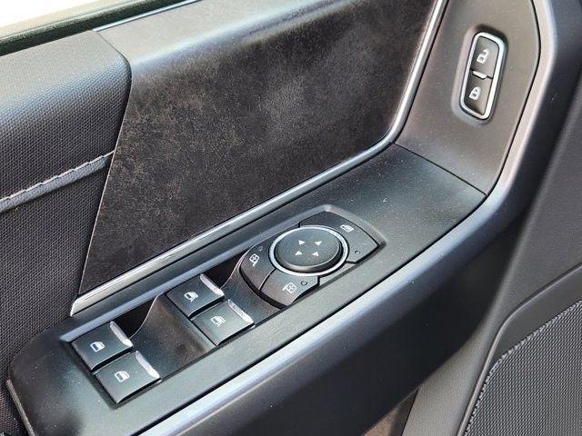 Ford F-150 XLT SuperCrew 4WD 2025