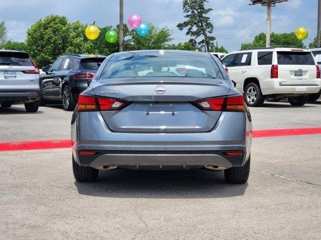 Nissan Altima 2.5 SV 2025