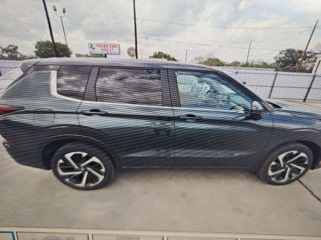 Mitsubishi Outlander SE 2WD 2024