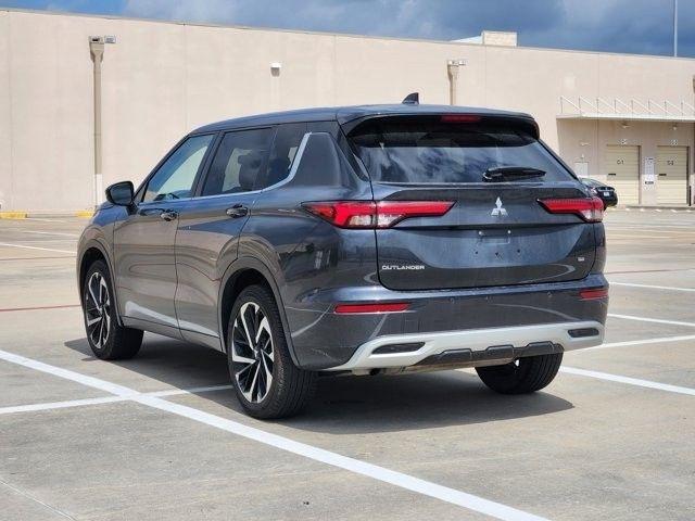 Mitsubishi Outlander SE 2WD 2024