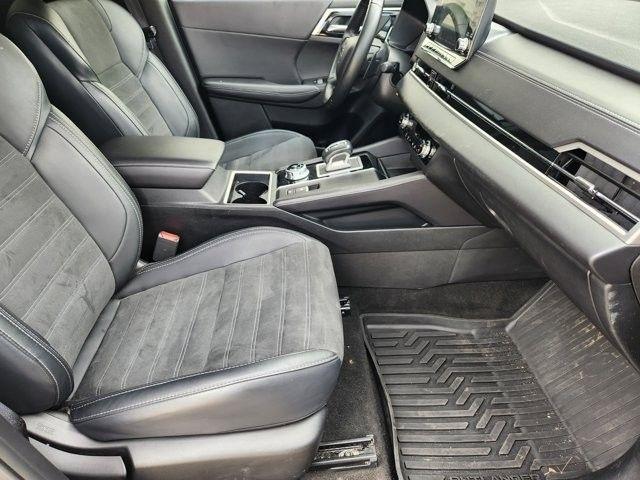 Mitsubishi Outlander SE 2WD 2024