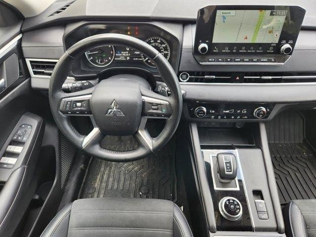 Mitsubishi Outlander SE 2WD 2024