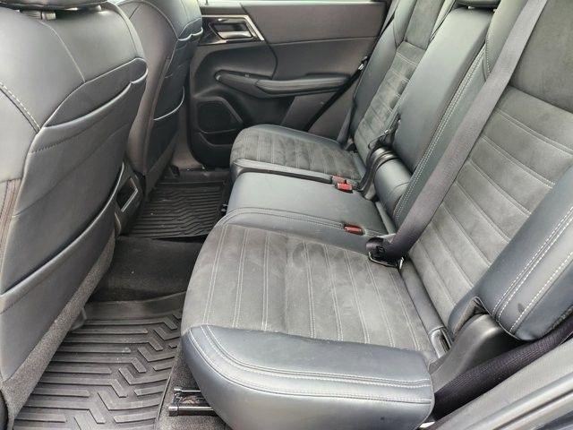 Mitsubishi Outlander SE 2WD 2024
