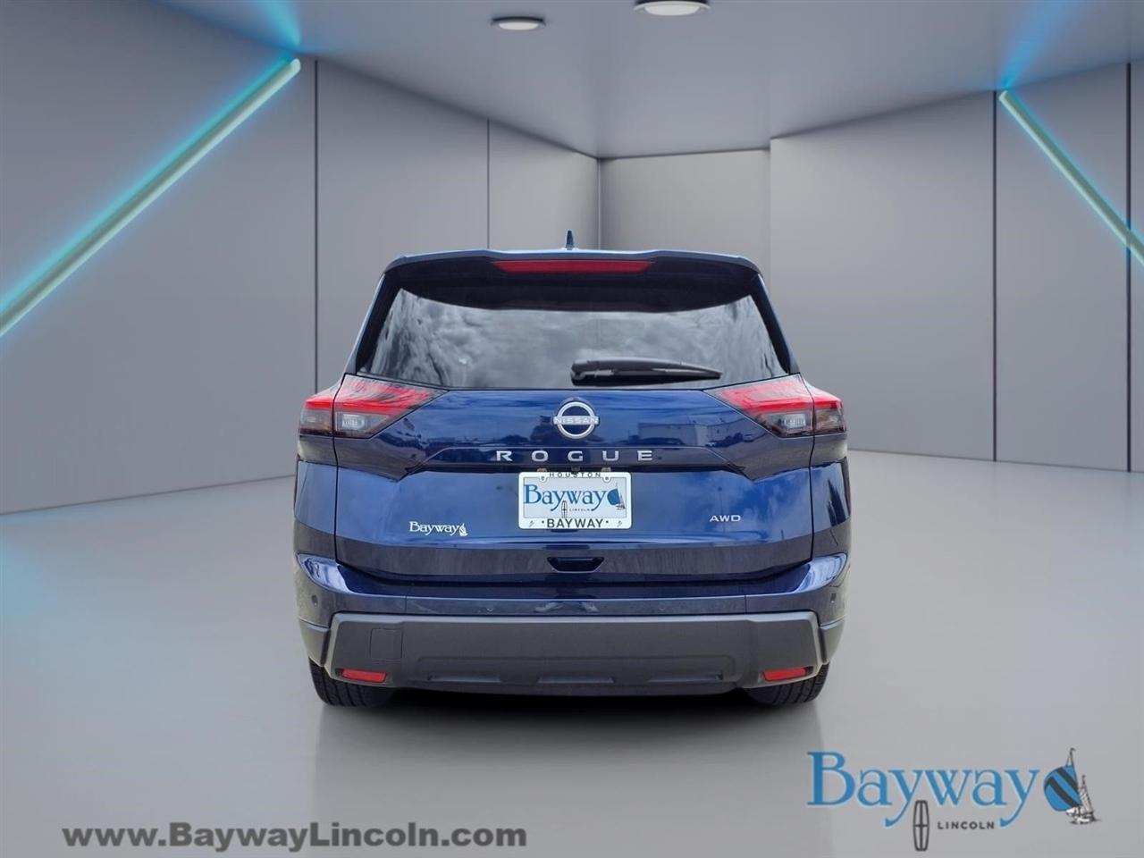 Nissan Rogue SV AWD 2025