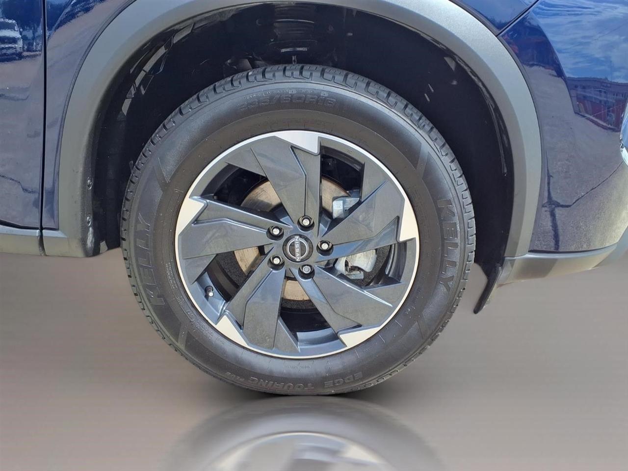 Nissan Rogue SV AWD 2025