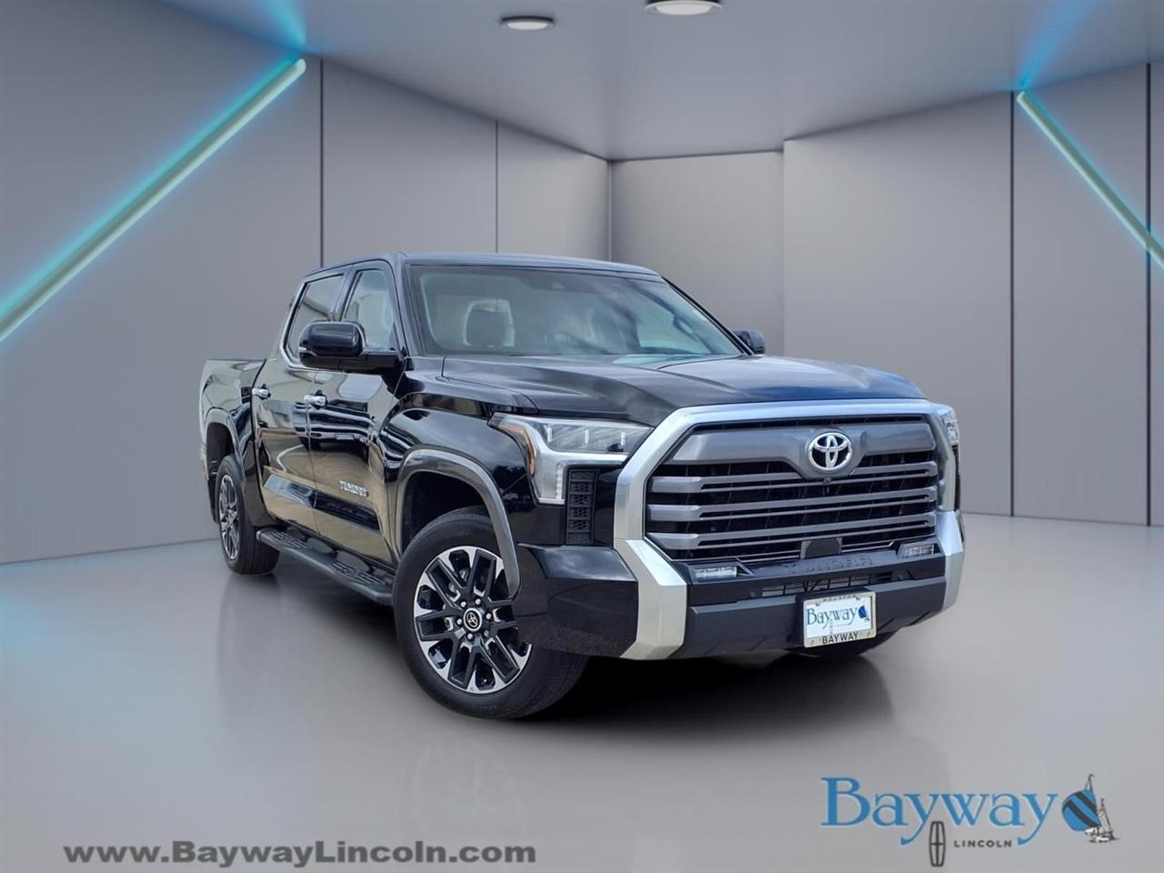 Toyota Tundra Limited CrewMax 4WD 2024
