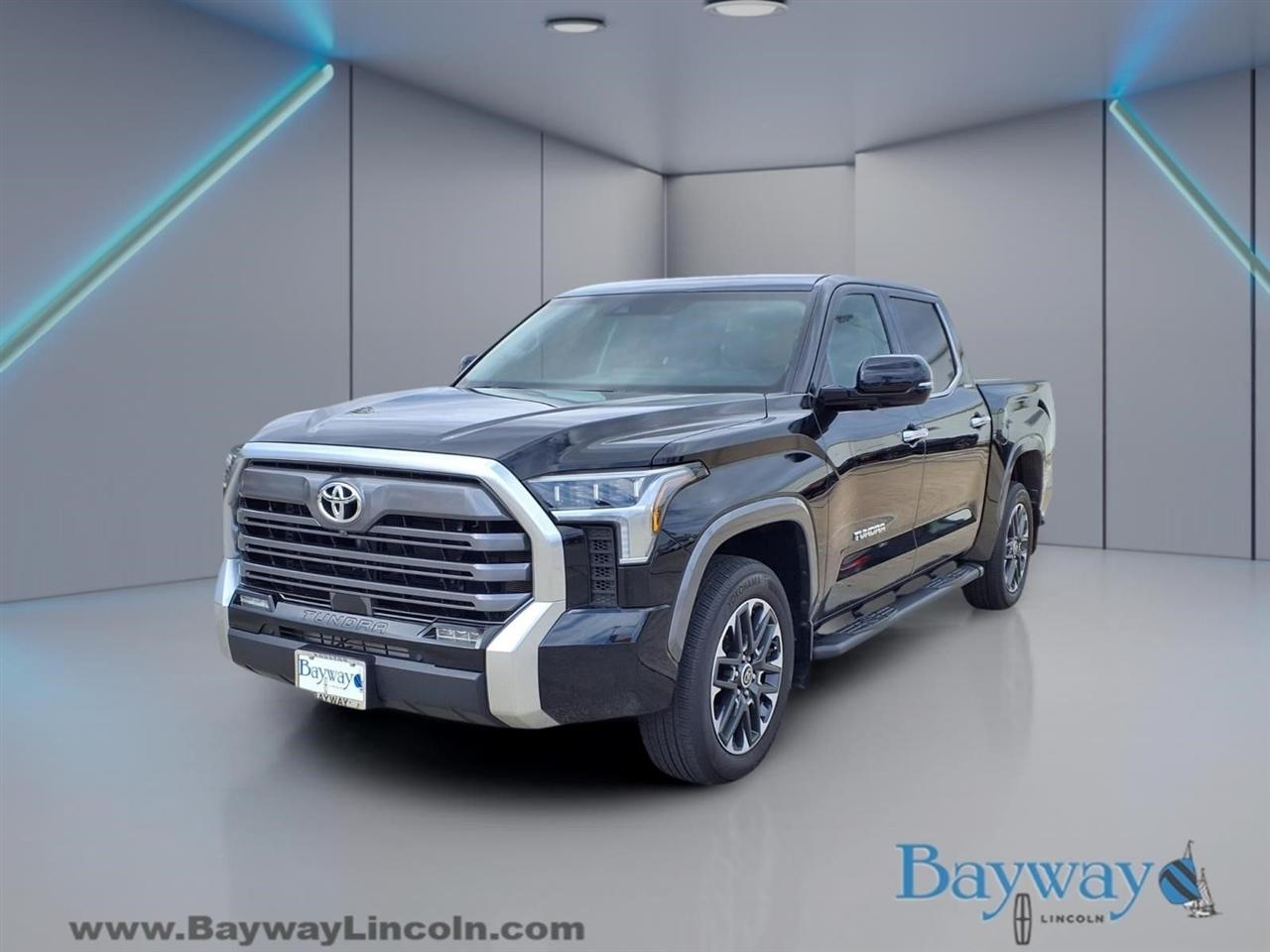Toyota Tundra Limited CrewMax 4WD 2024