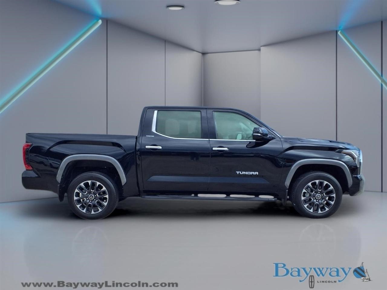 Toyota Tundra Limited CrewMax 4WD 2024