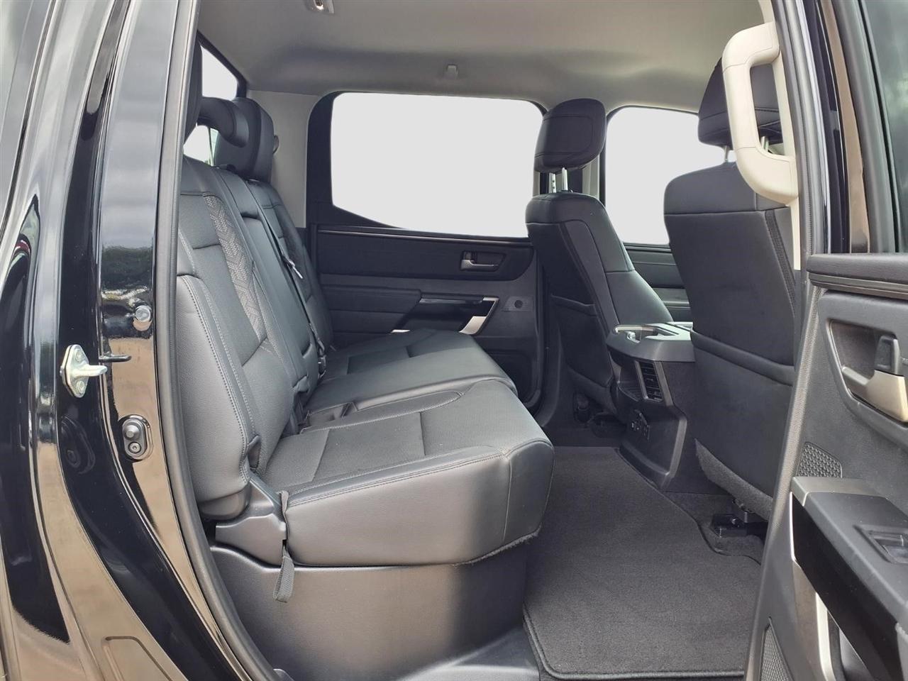 Toyota Tundra Limited CrewMax 4WD 2024
