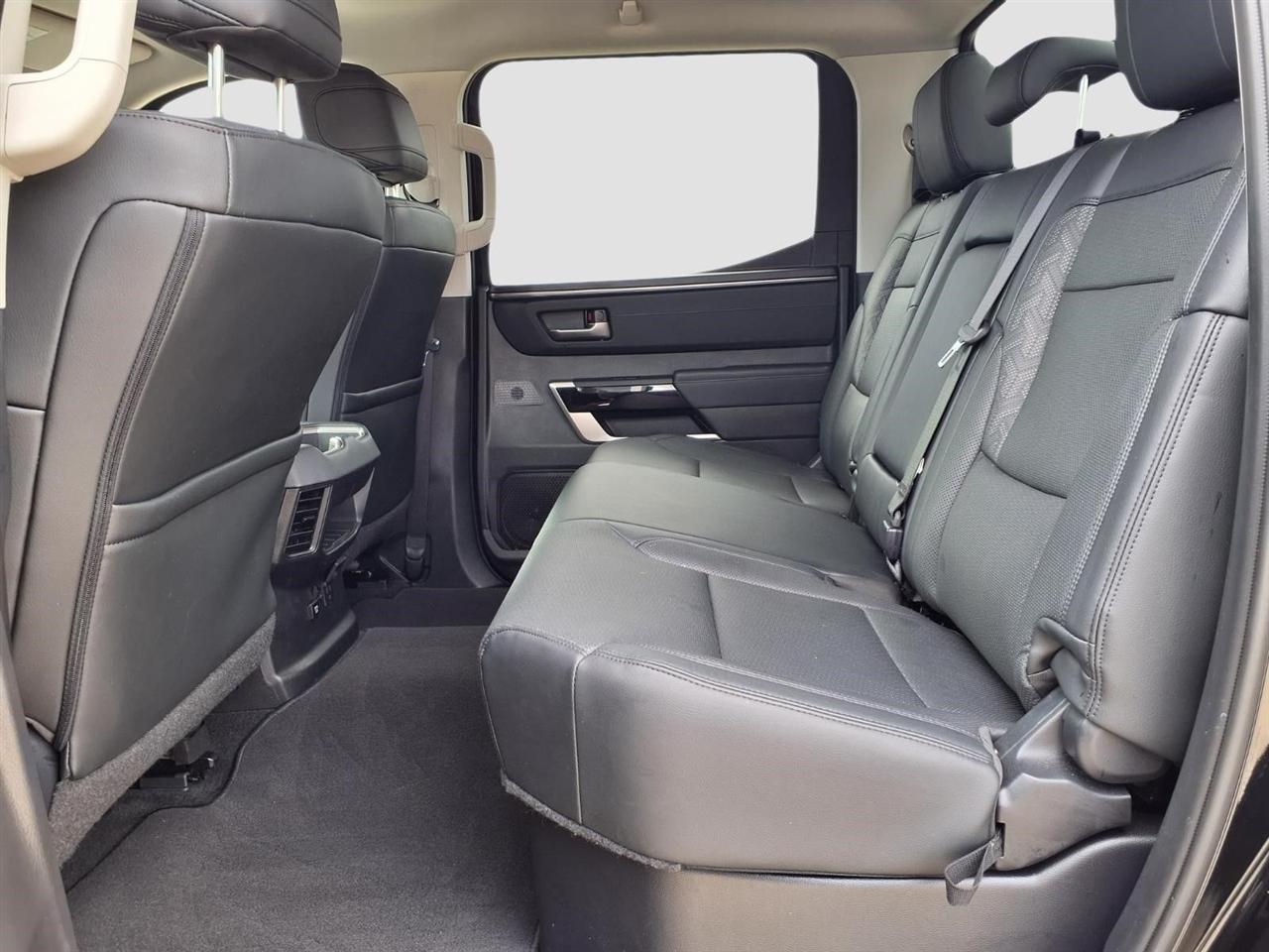 Toyota Tundra Limited CrewMax 4WD 2024