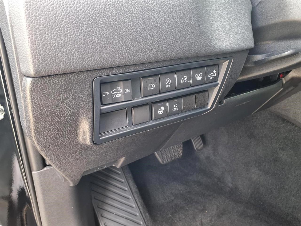 Toyota Tundra Limited CrewMax 4WD 2024