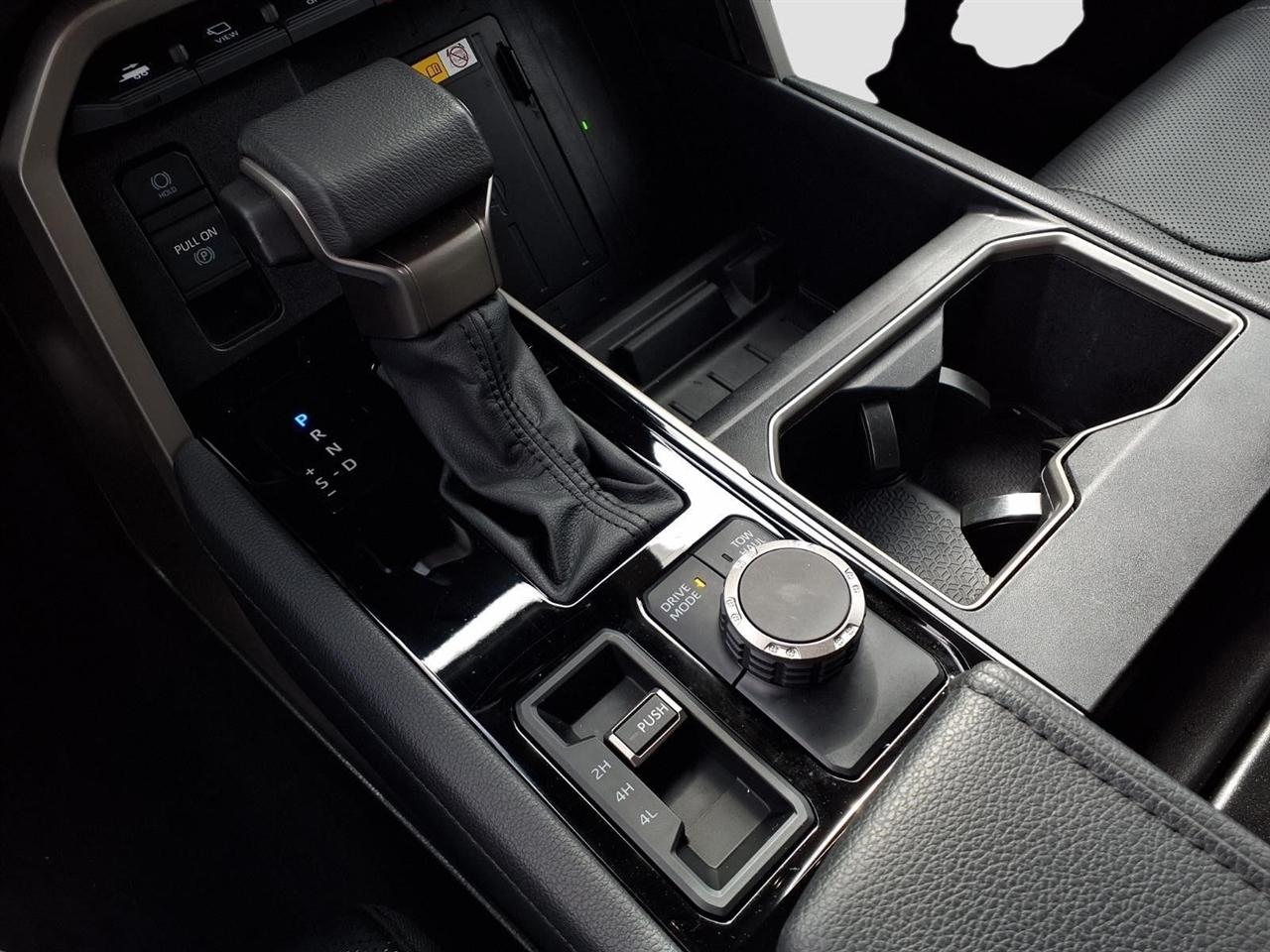 Toyota Tundra Limited CrewMax 4WD 2024
