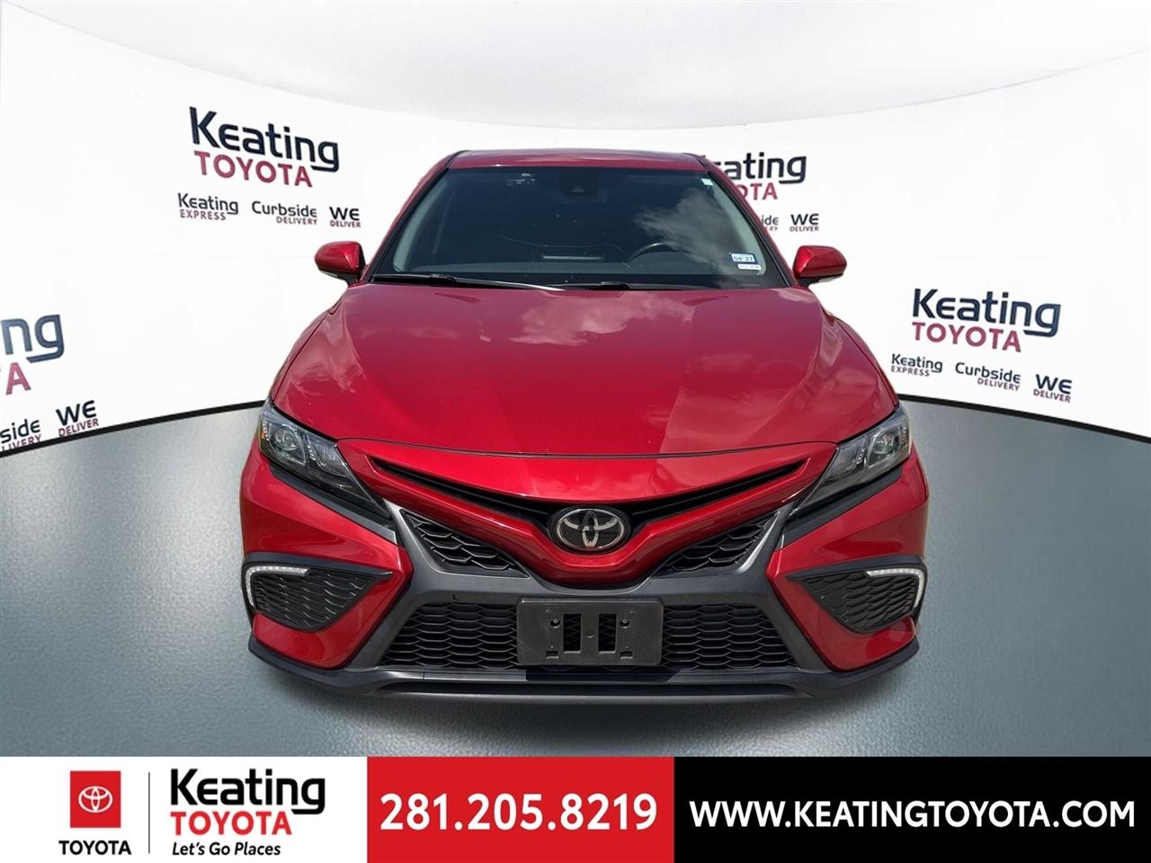 Toyota Camry SE 2023