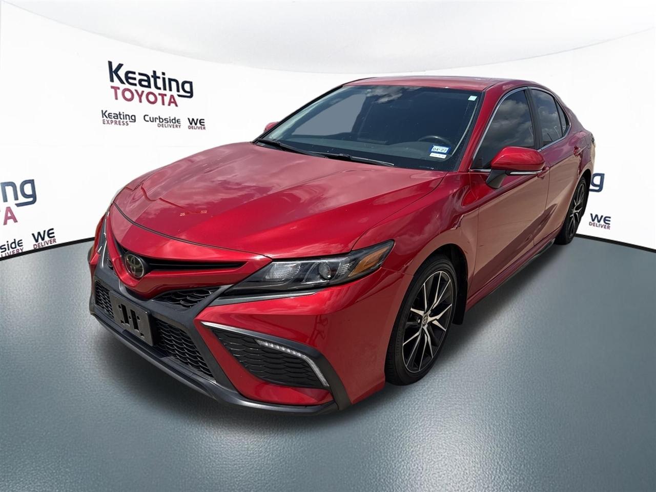 Toyota Camry SE 2023