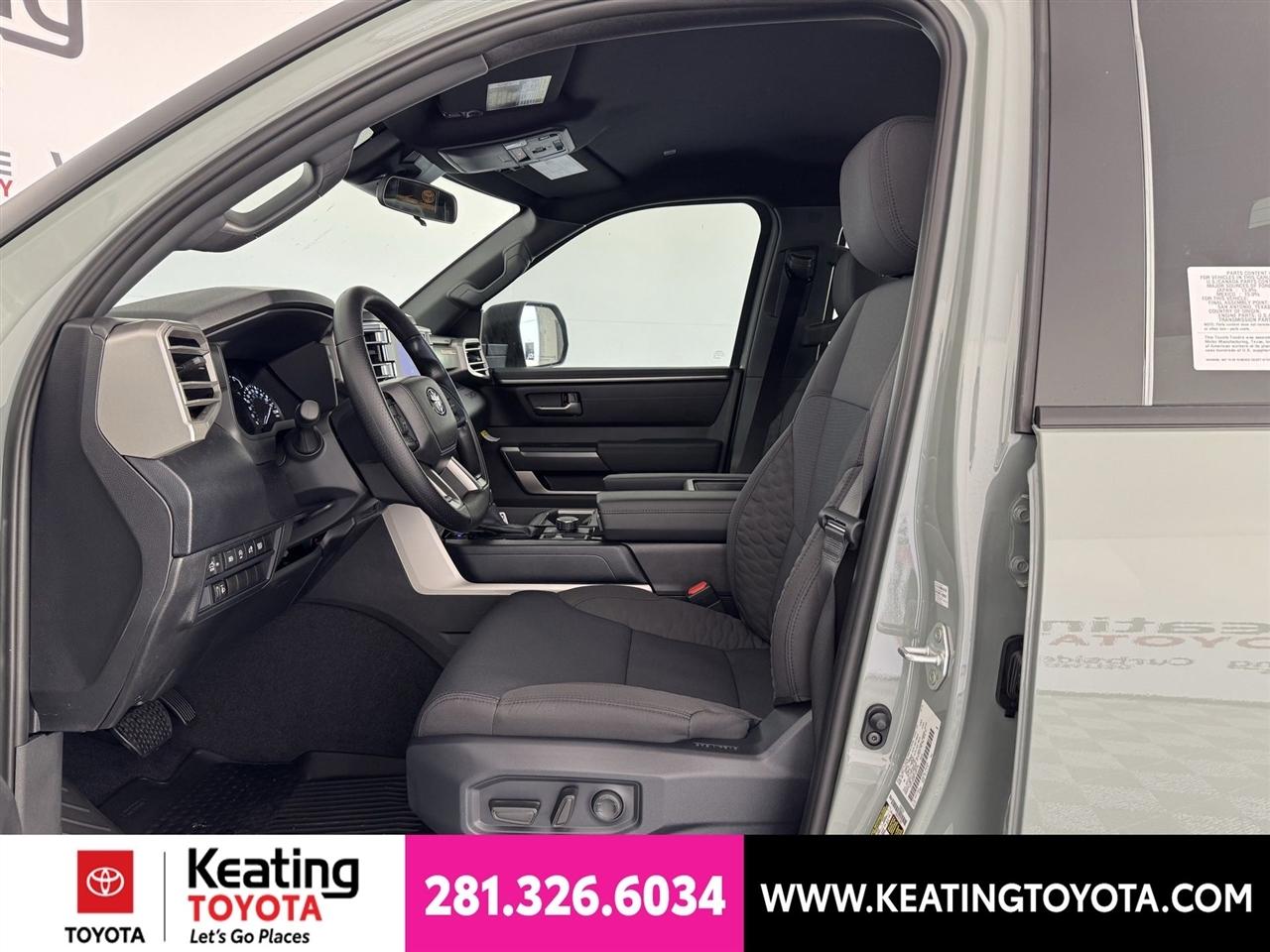 Toyota Tundra SR5 CrewMax 4WD 2026