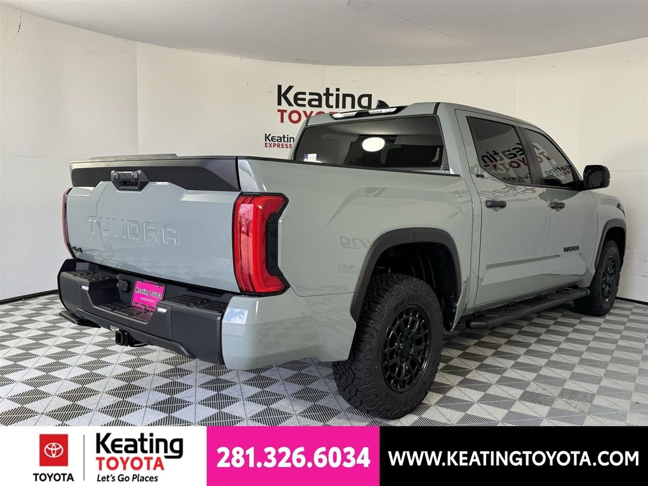 Toyota Tundra SR5 CrewMax 4WD 2026