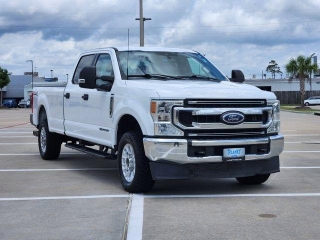 Ford F-250 SD XLT Crew Cab 4WD 2022