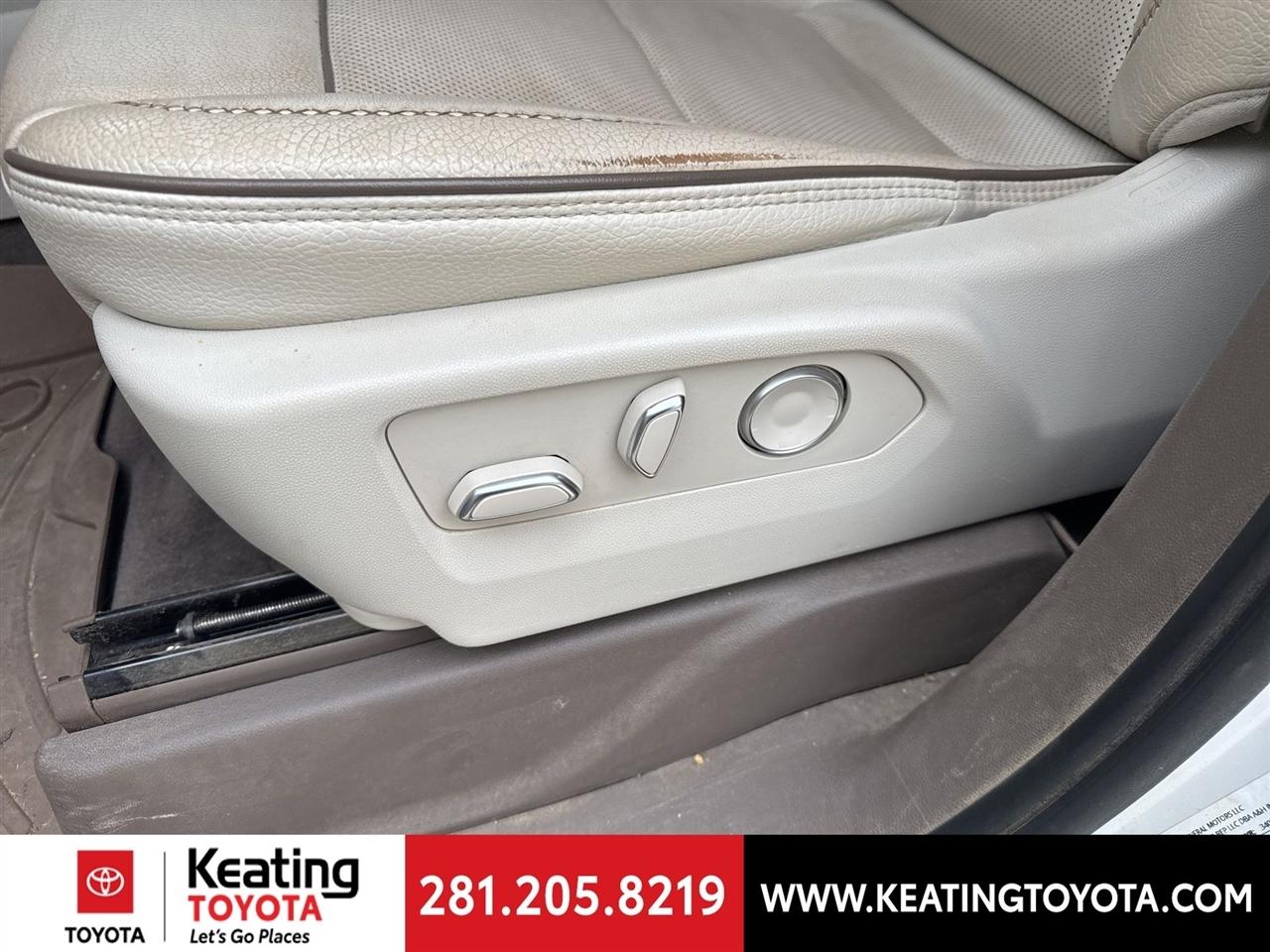 GMC Yukon Denali 4WD 2021