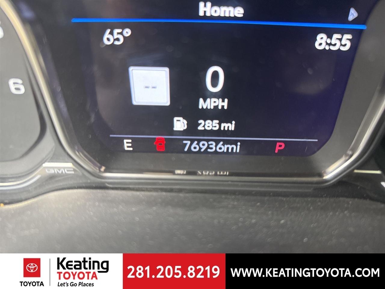 GMC Yukon Denali 4WD 2021