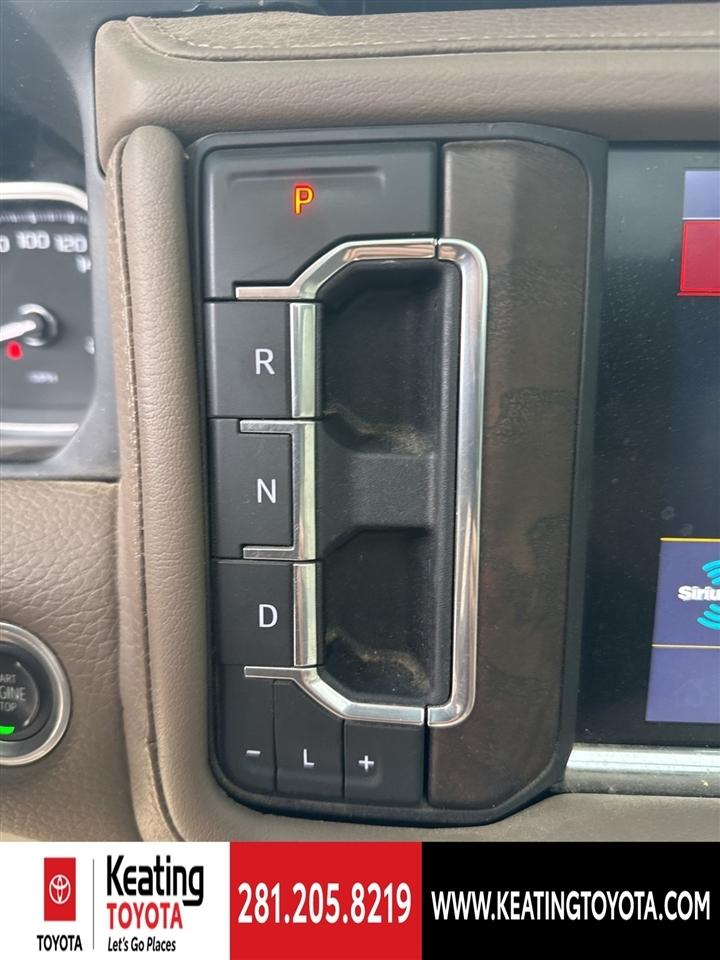 GMC Yukon Denali 4WD 2021