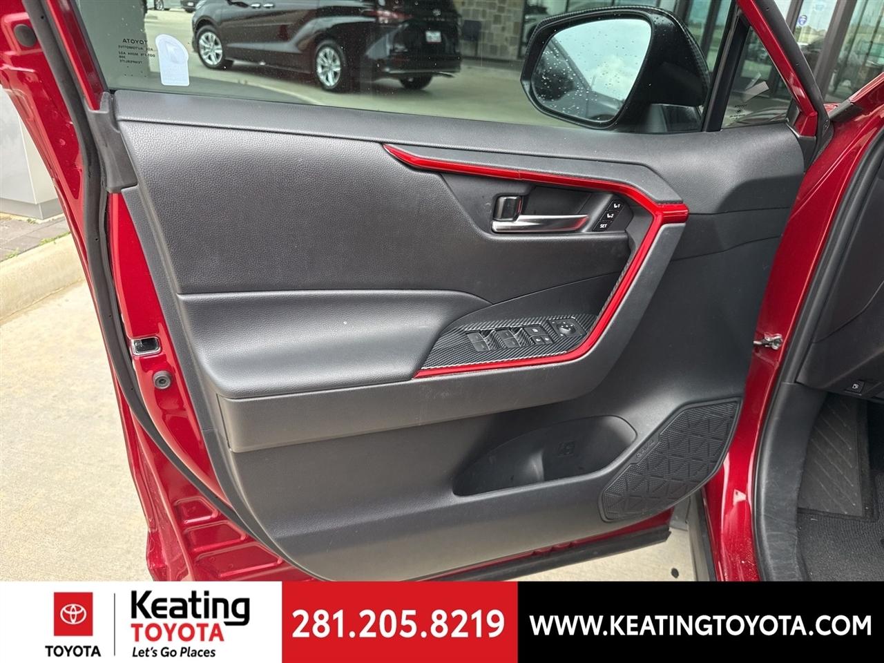 Toyota RAV4 Hybrid XLE Premium 2024