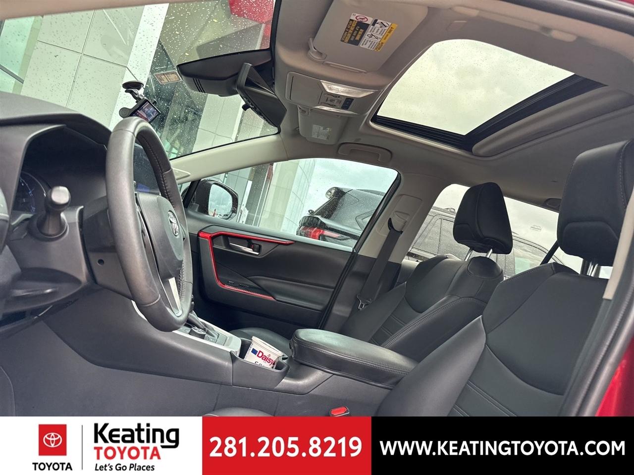 Toyota RAV4 Hybrid XLE Premium 2024