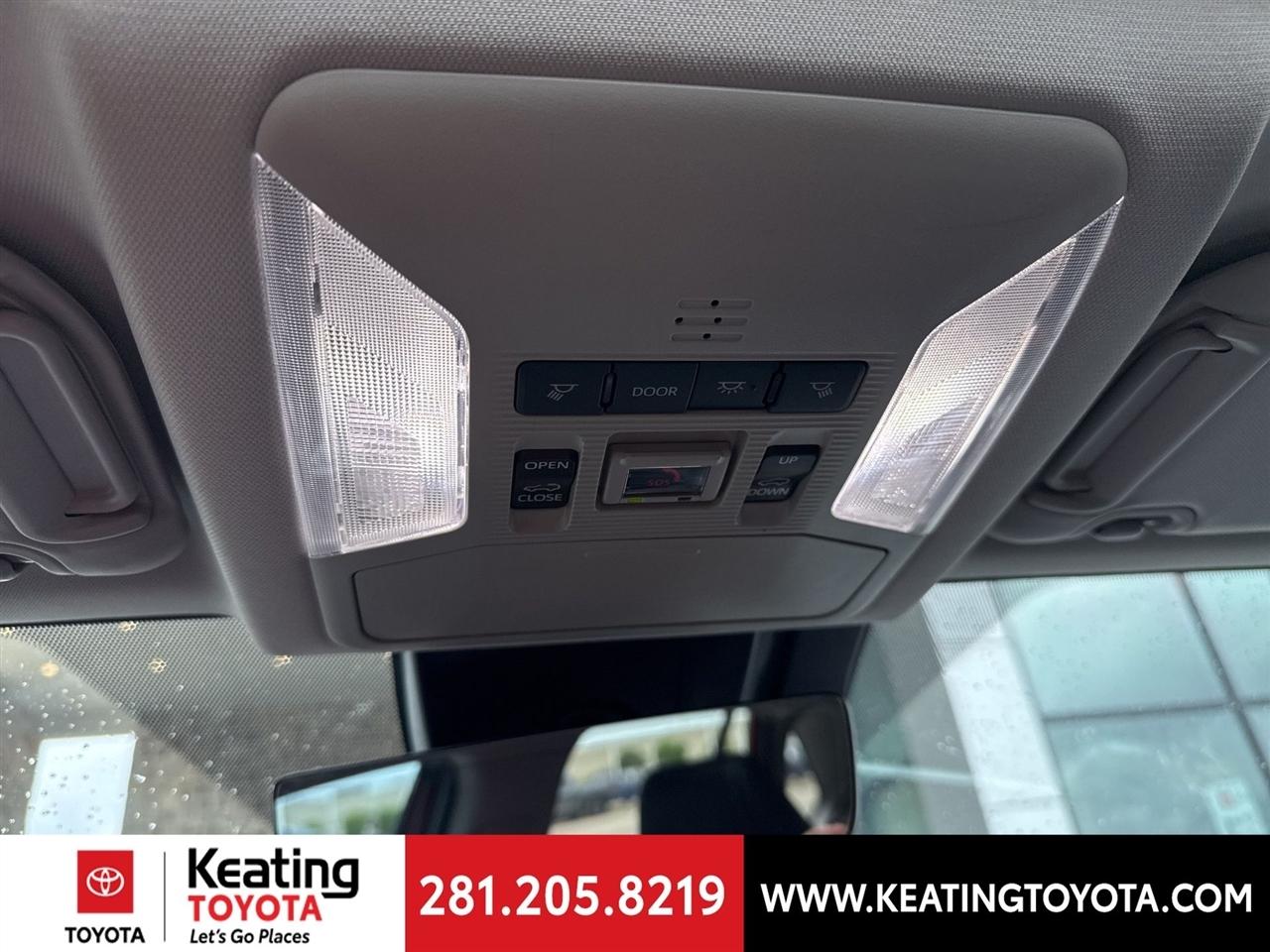 Toyota RAV4 Hybrid XLE Premium 2024