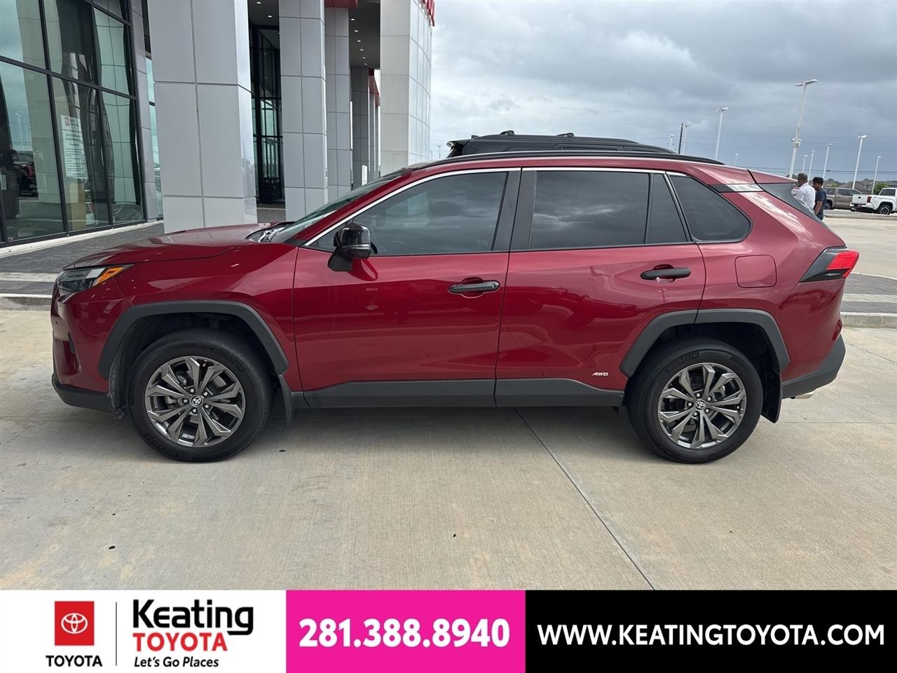 Toyota RAV4 Hybrid XLE Premium 2024
