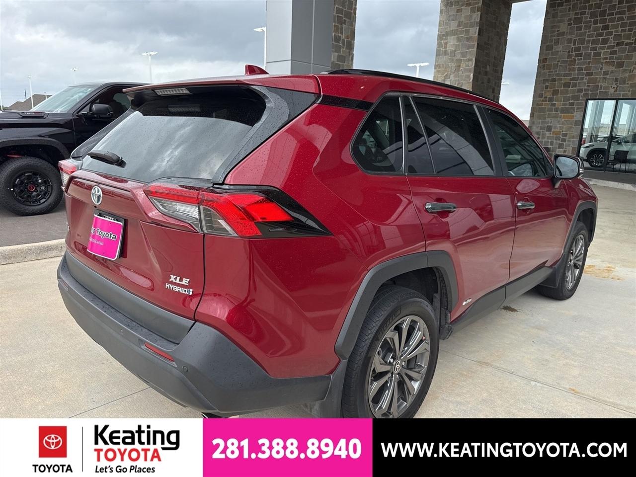 Toyota RAV4 Hybrid XLE Premium 2024