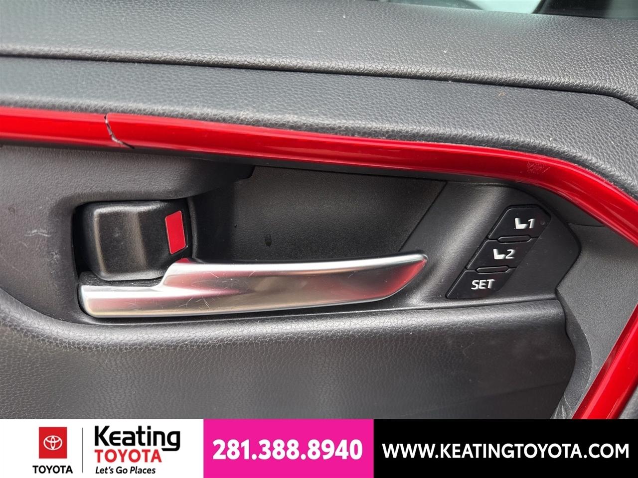 Toyota RAV4 Hybrid XLE Premium 2024