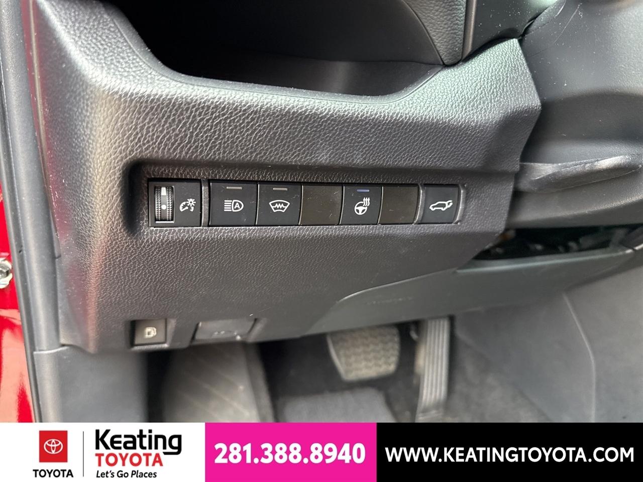 Toyota RAV4 Hybrid XLE Premium 2024