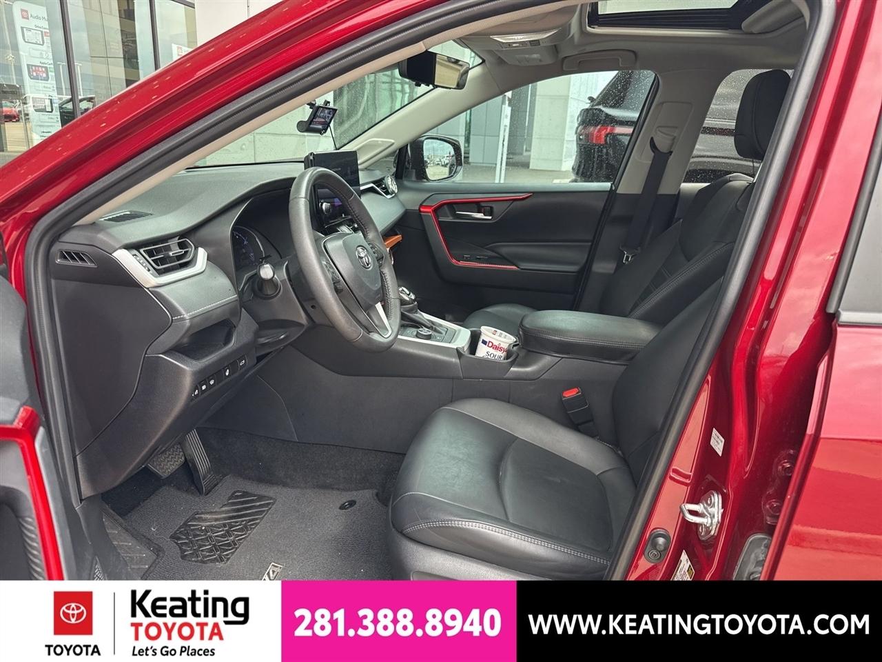 Toyota RAV4 Hybrid XLE Premium 2024