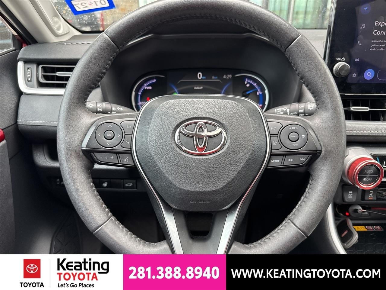 Toyota RAV4 Hybrid XLE Premium 2024