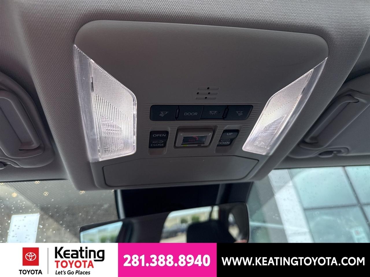 Toyota RAV4 Hybrid XLE Premium 2024