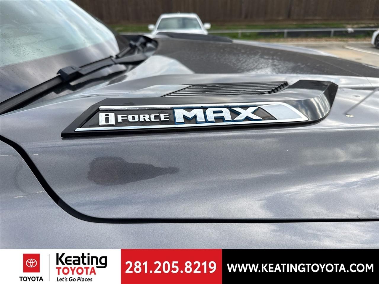 Toyota Tundra Capstone CrewMax 4WD Hybrid 2023