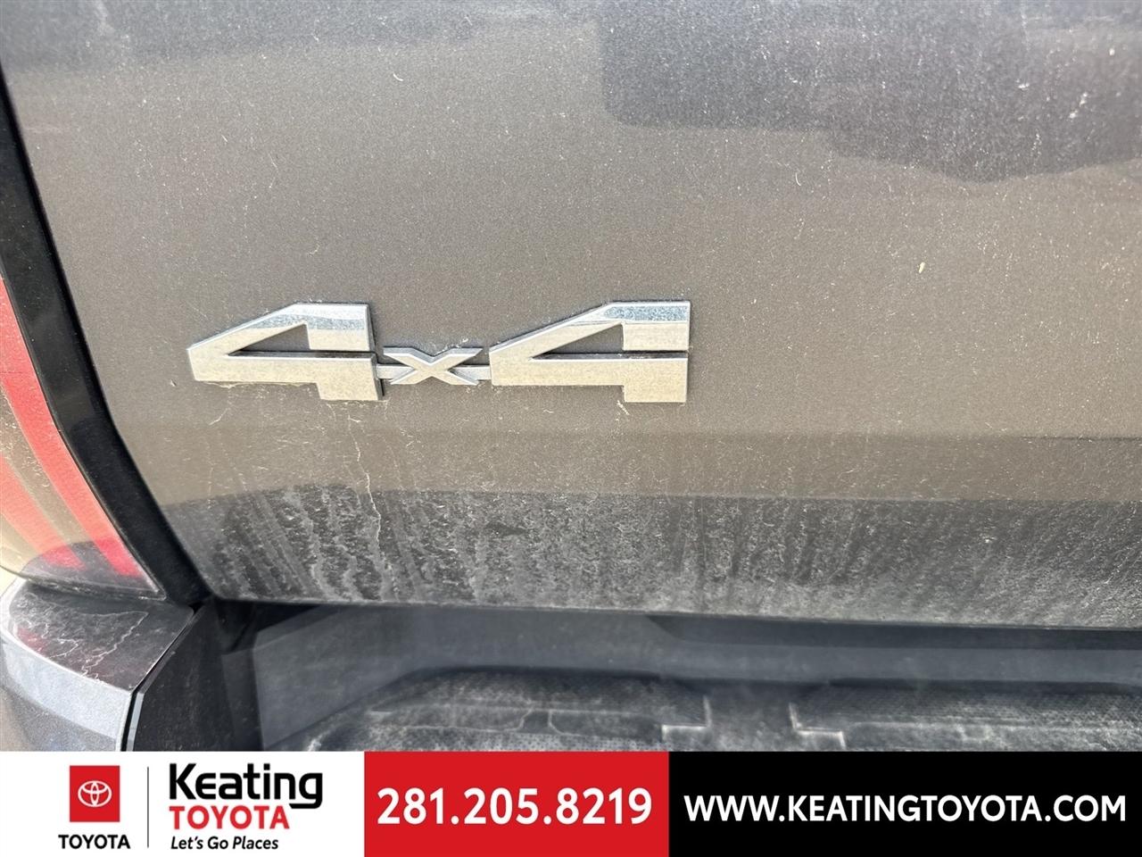 Toyota Tundra Capstone CrewMax 4WD Hybrid 2023