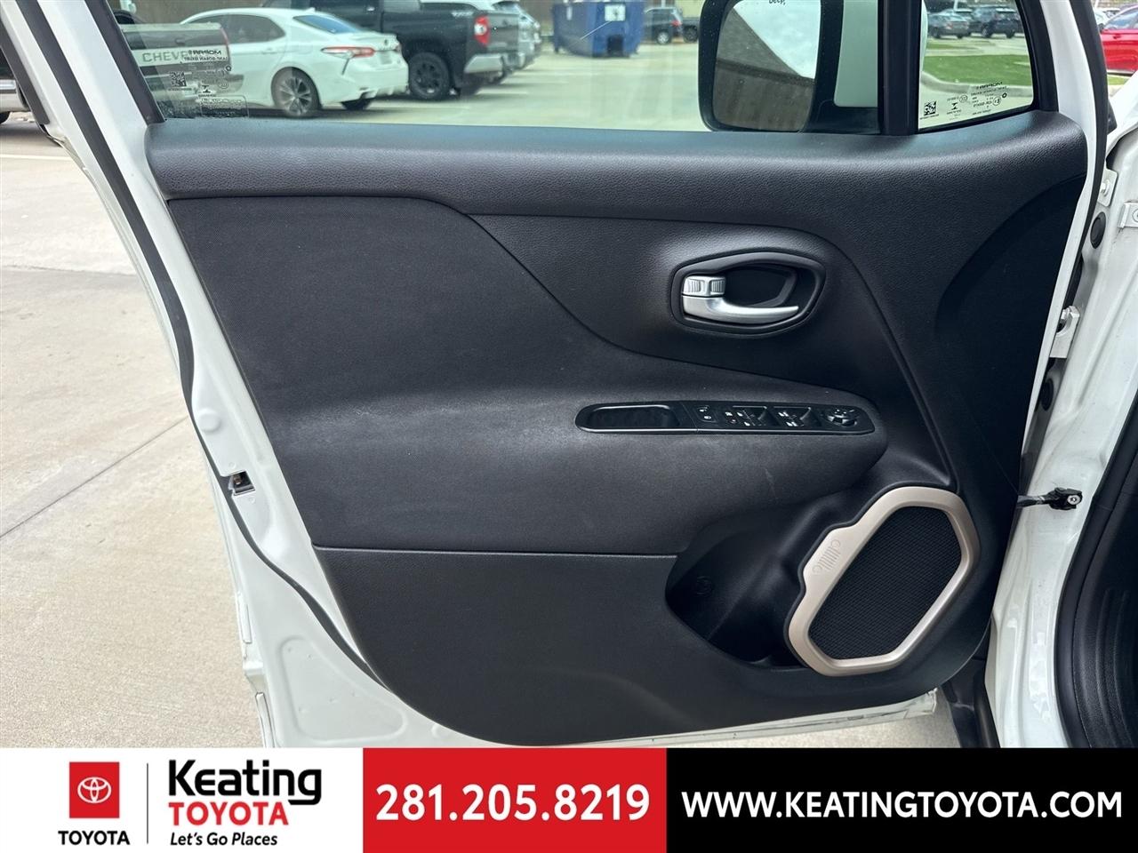 Jeep Renegade Latitude FWD 2017