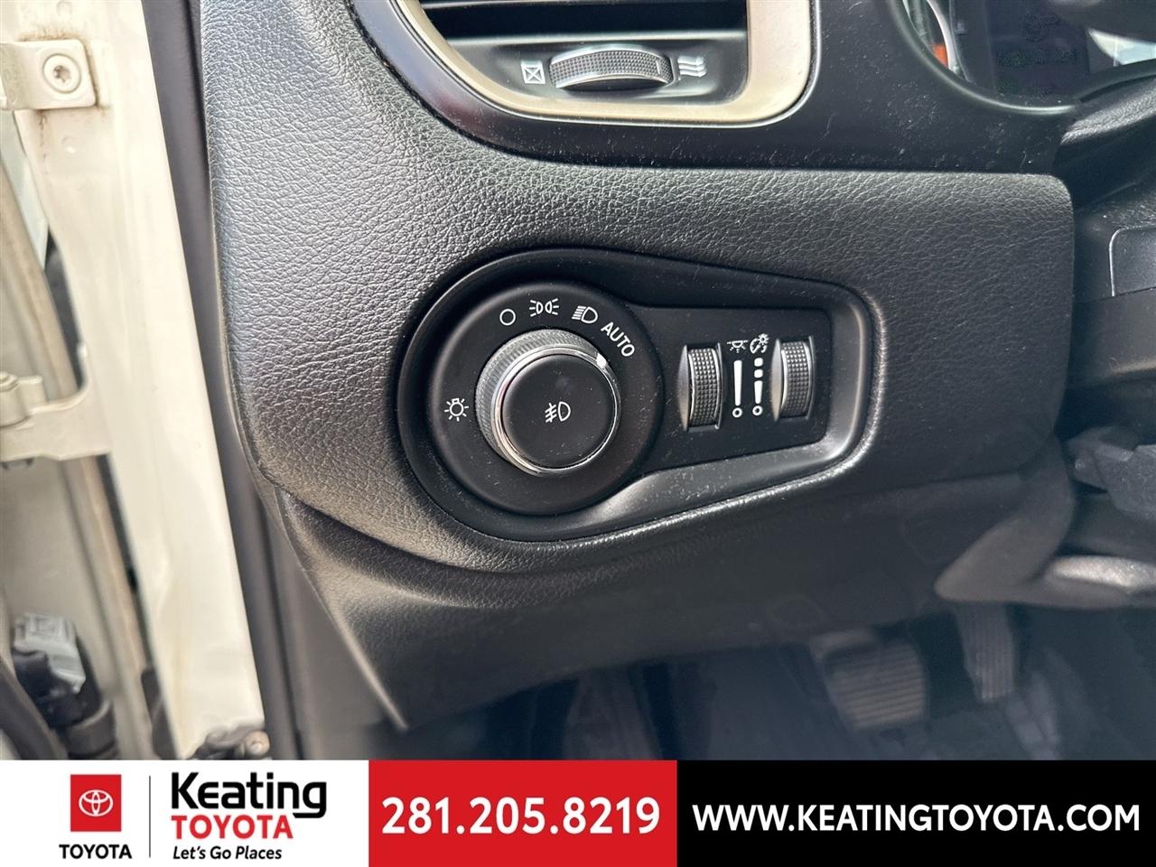 Jeep Renegade Latitude FWD 2017