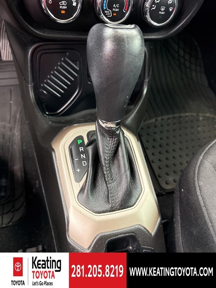 Jeep Renegade Latitude FWD 2017