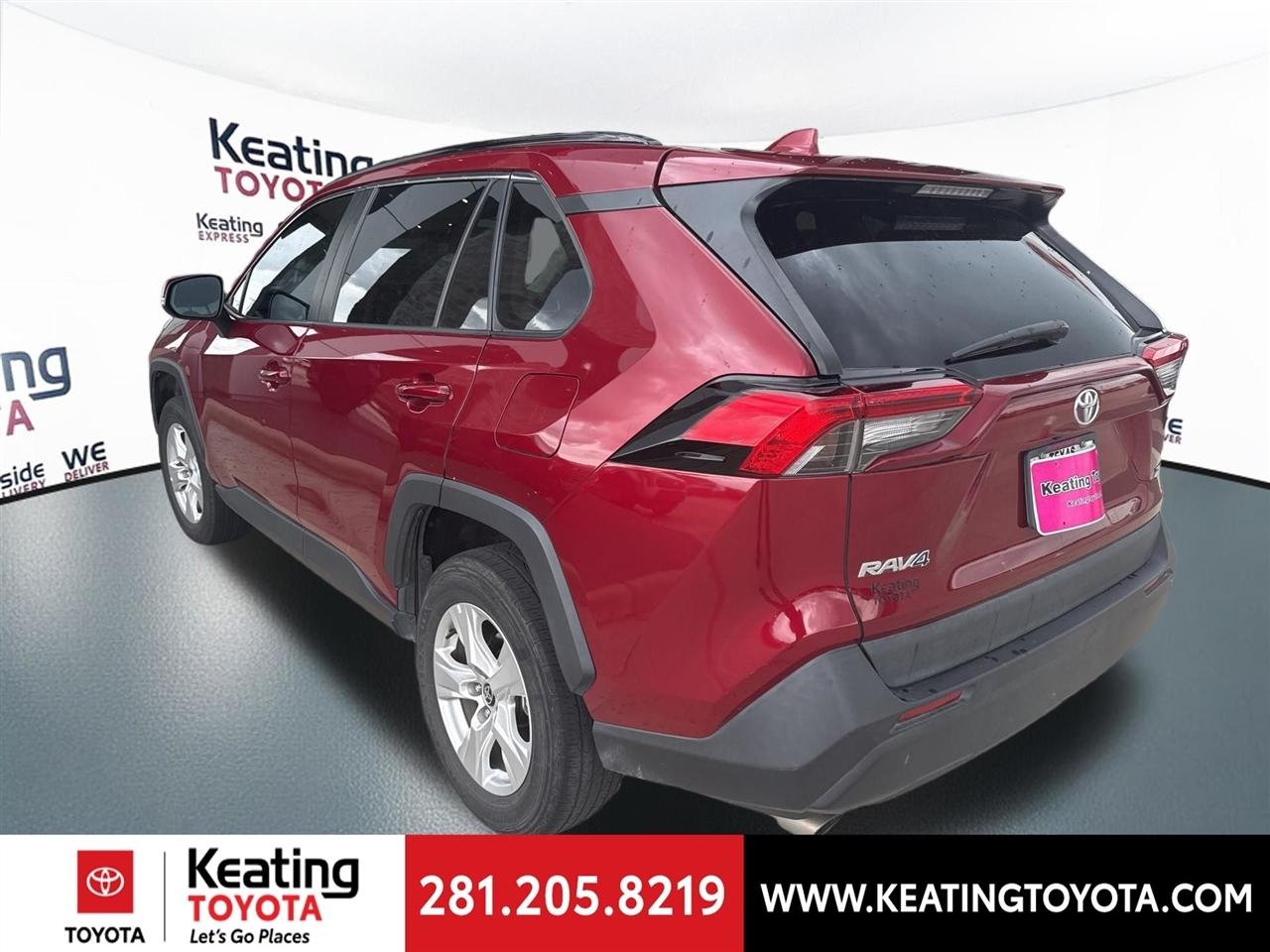 Toyota RAV4 XLE 2021