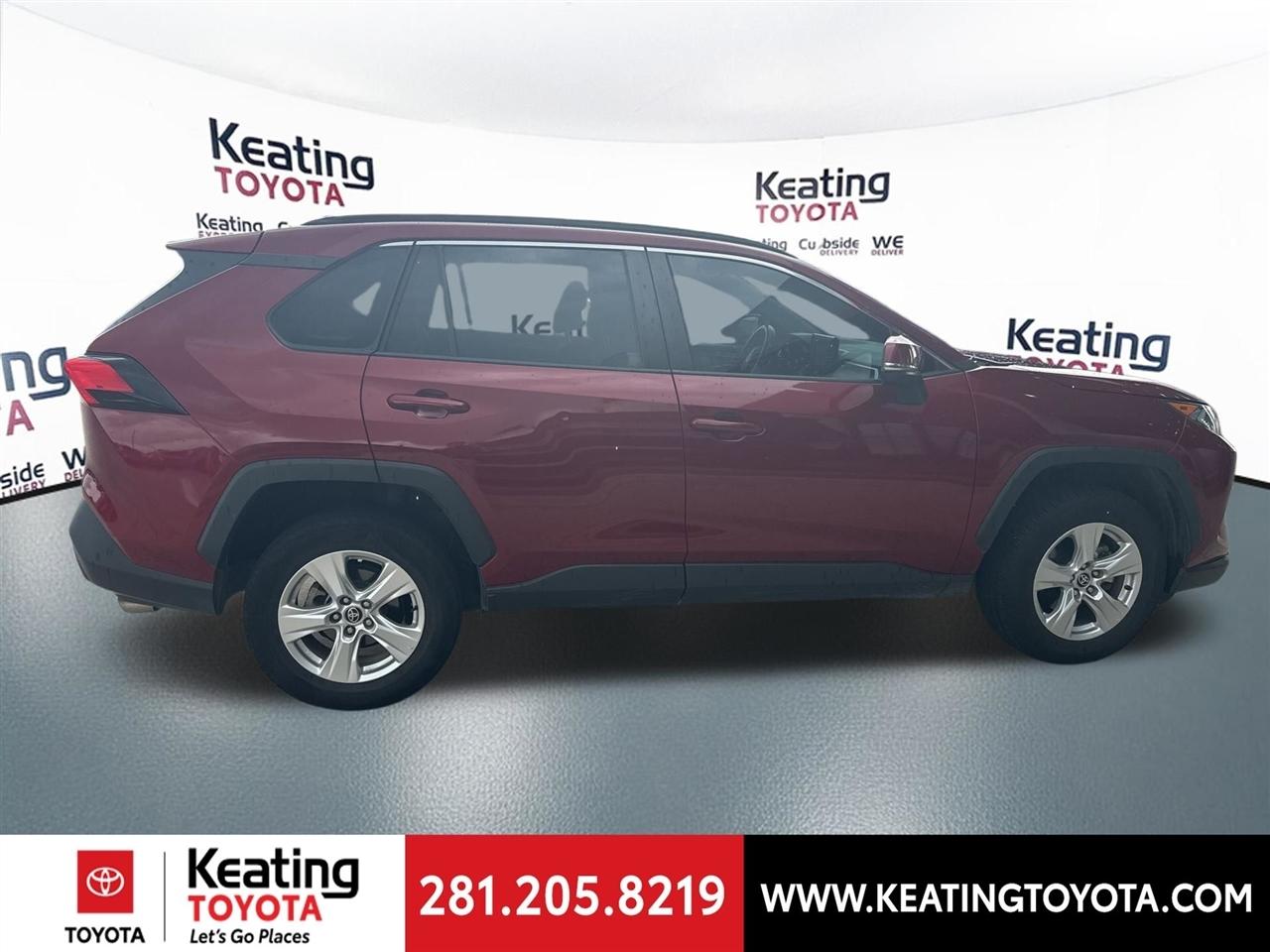 Toyota RAV4 XLE 2021