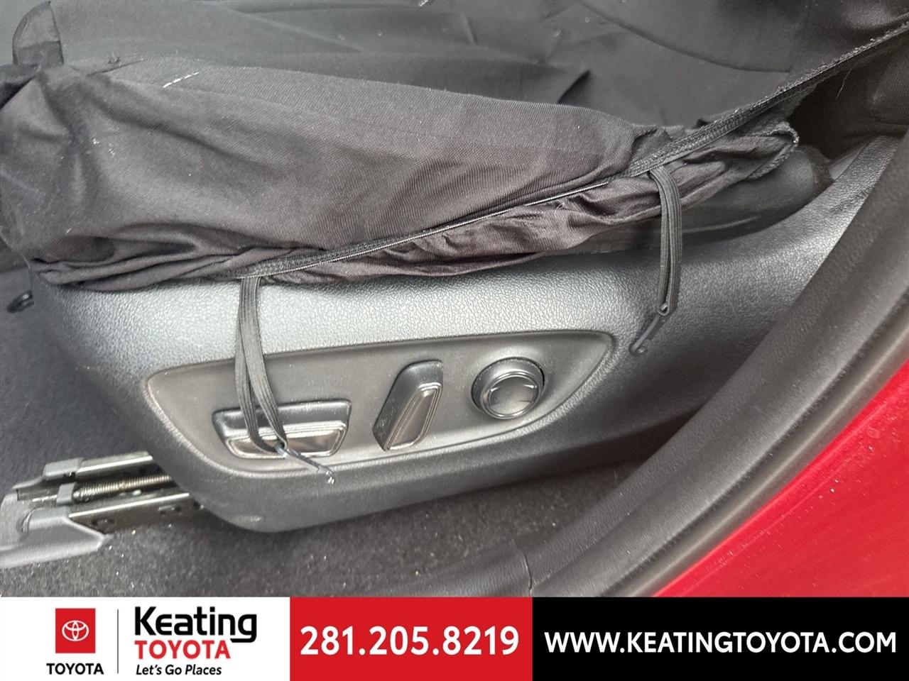 Toyota RAV4 XLE 2021