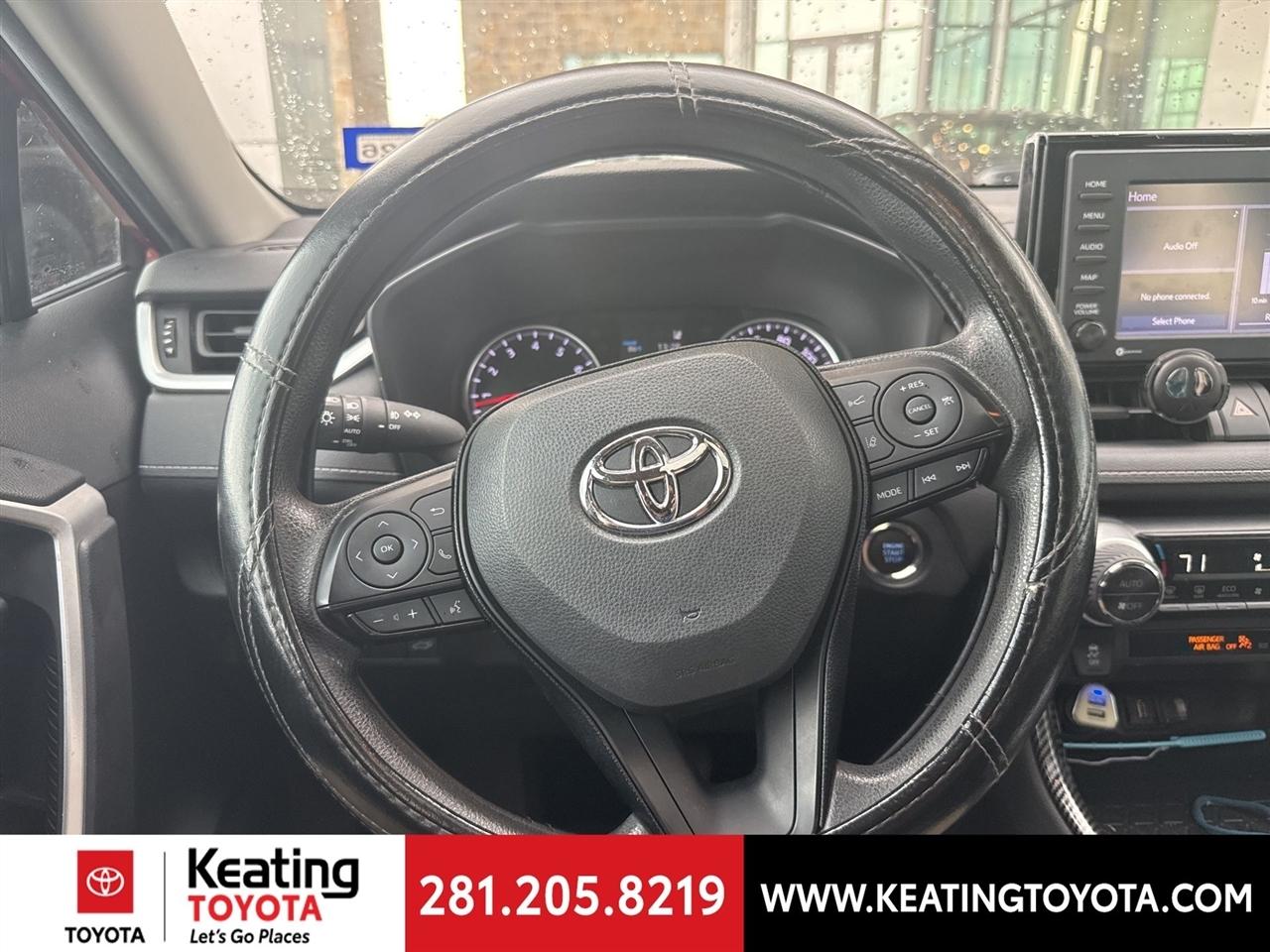 Toyota RAV4 XLE 2021