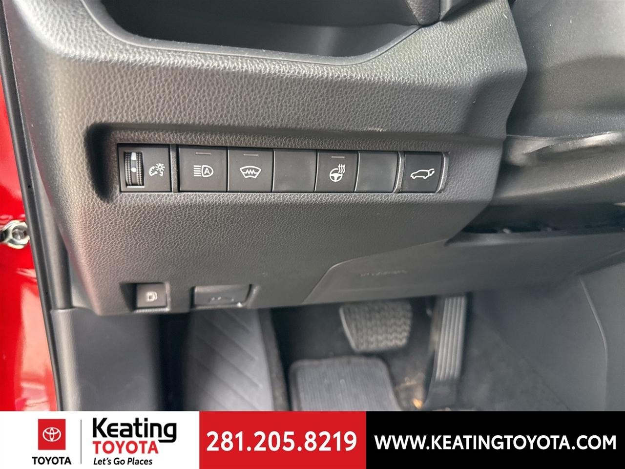 Toyota RAV4 Plug-In Hybrid SE 2025