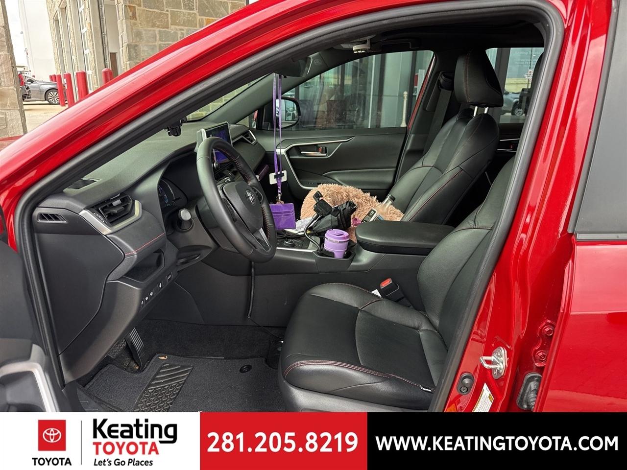 Toyota RAV4 Plug-In Hybrid SE 2025