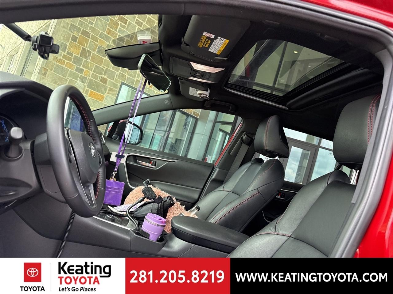 Toyota RAV4 Plug-In Hybrid SE 2025