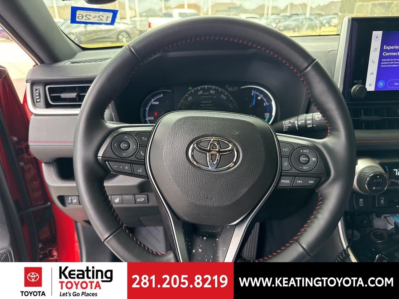 Toyota RAV4 Plug-In Hybrid SE 2025