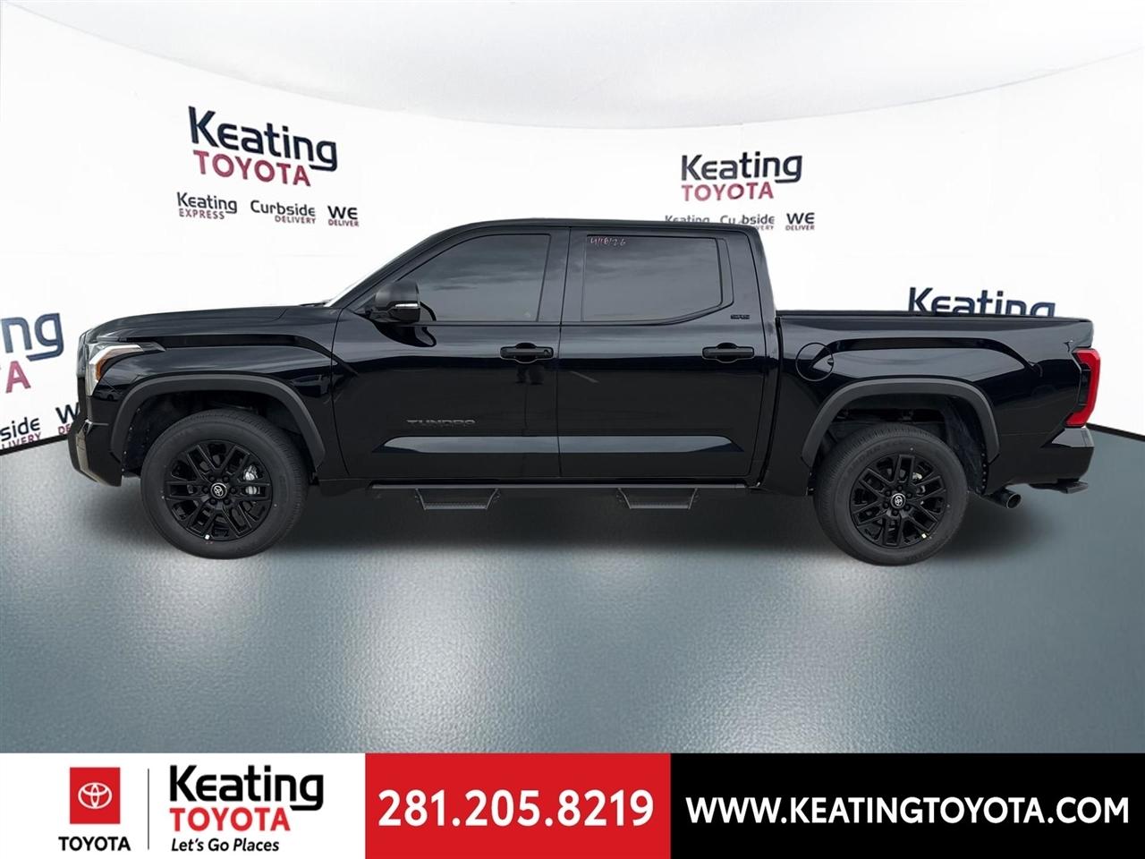 Toyota Tundra SR5 CrewMax 4WD 2024