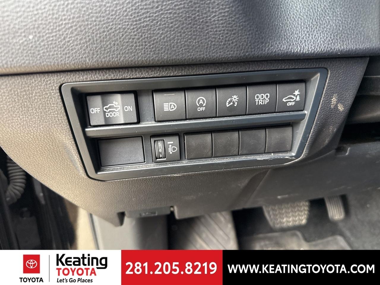 Toyota Tundra SR5 CrewMax 4WD 2024