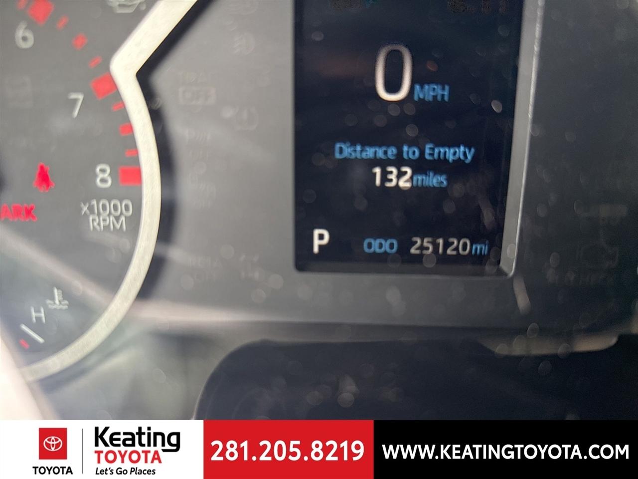 Toyota Tundra SR5 CrewMax 4WD 2024